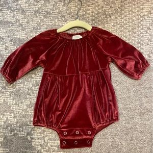 Burgundy Vignette Velvet Bubble Size 0-3 Month